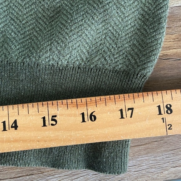 J. Crew Men's Henley Zip Mock Neck Sweater Size M Green Cotton Long sleeve - Picture 5 of 8